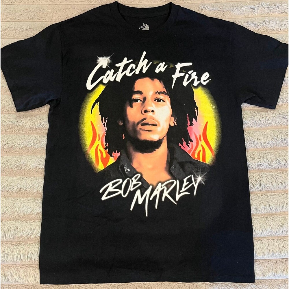 Bob Marley Catch a Fire Graphic T-Shirt Men’s Medium Black Reggae Band Tee NWOT